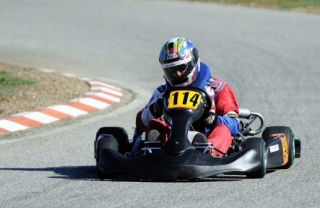  Aficionados al karting el 11 